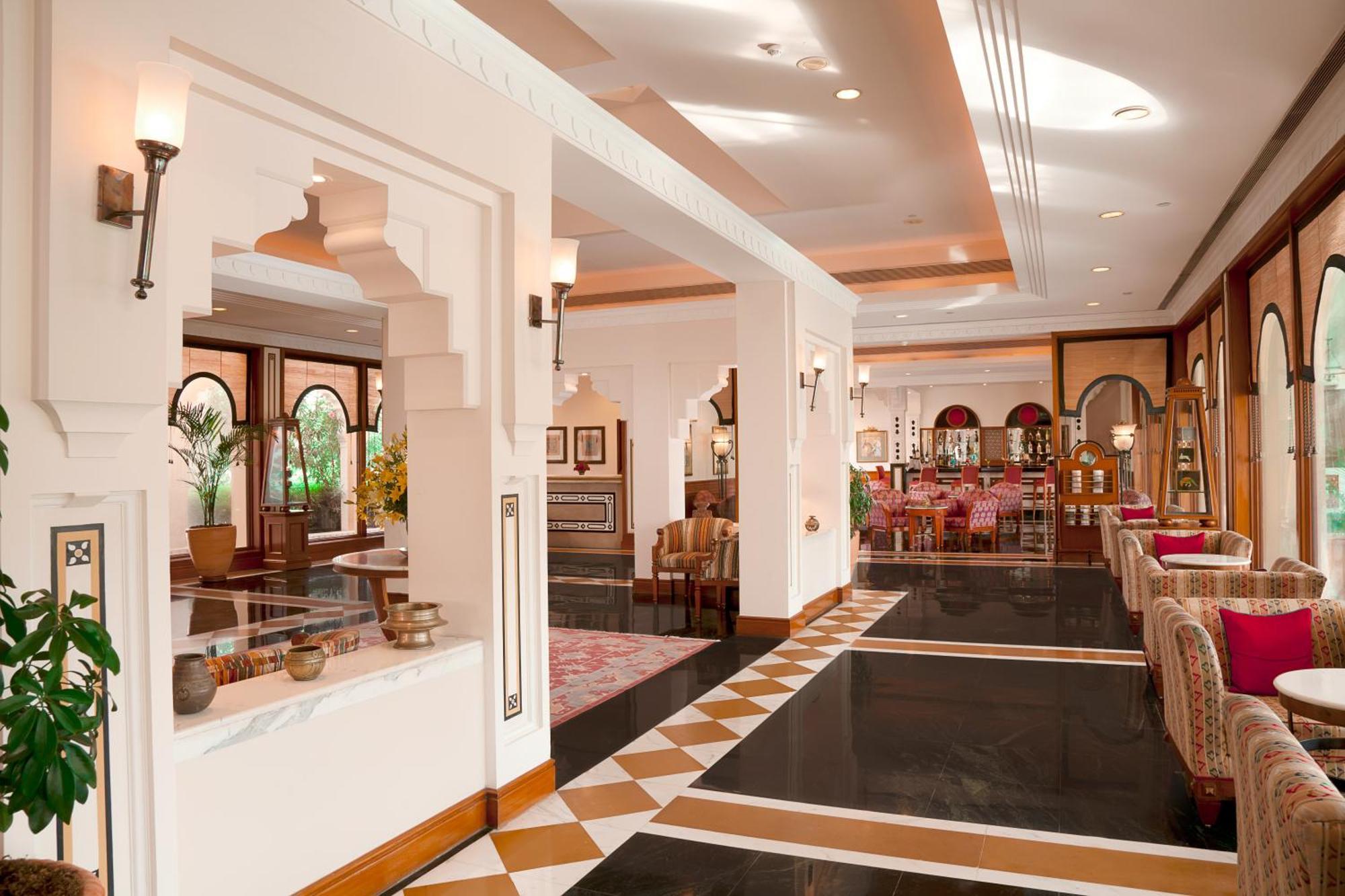 Trident Jaipur Hotell Exteriör bild The lobby