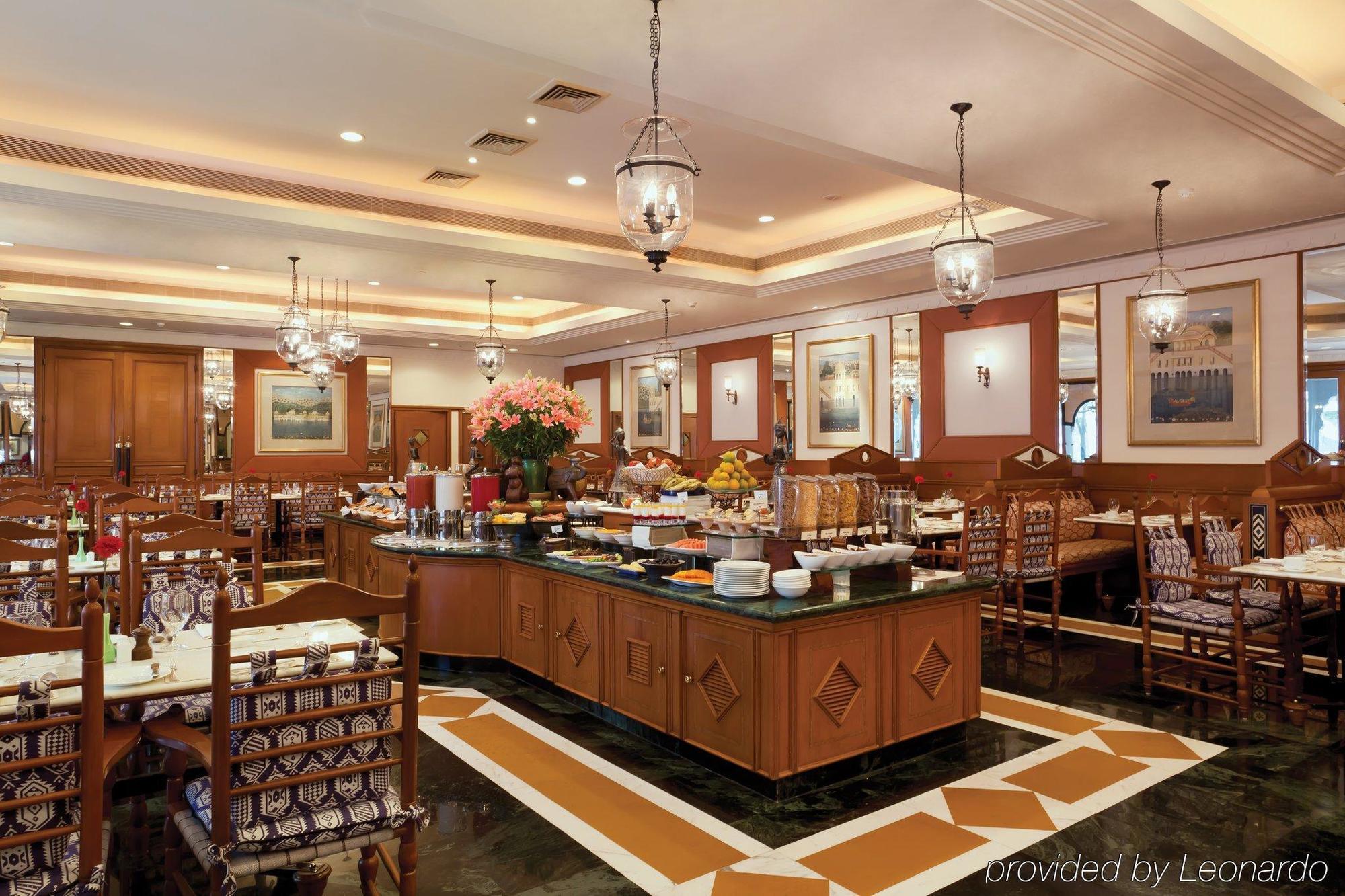 Trident Jaipur Hotell Restaurang bild The restaurant
