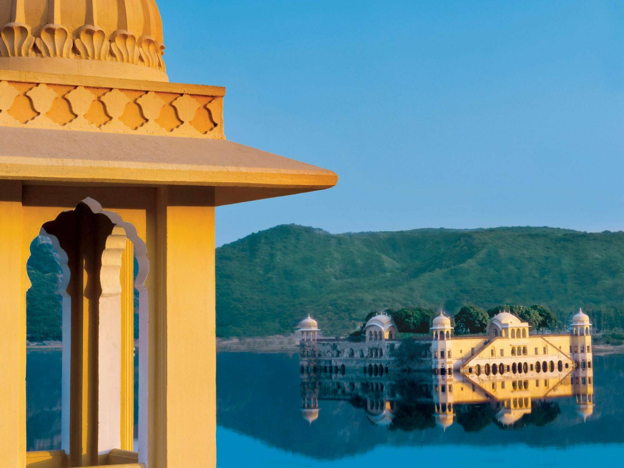 Trident Jaipur Hotell Exteriör bild The Jal Mahal
